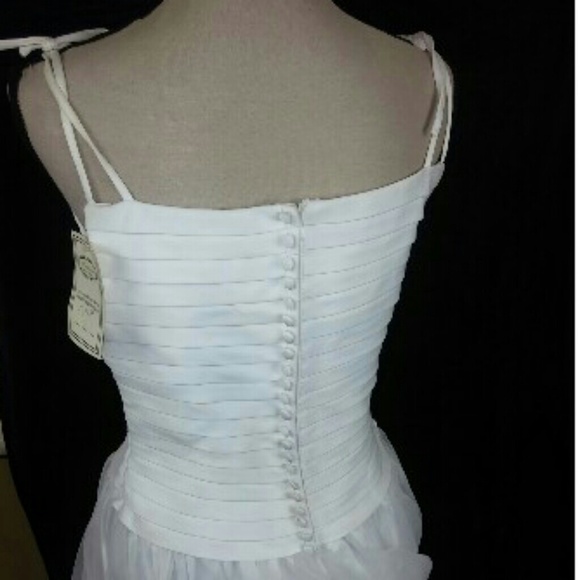 Alfred Angelo Wedding Dress White Train Simple - Picture 5 of 8